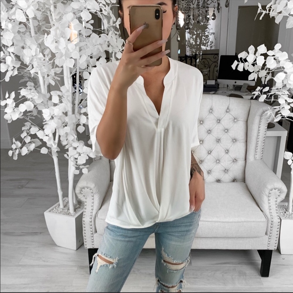 EkAttire ALIVIA Ivory Tee